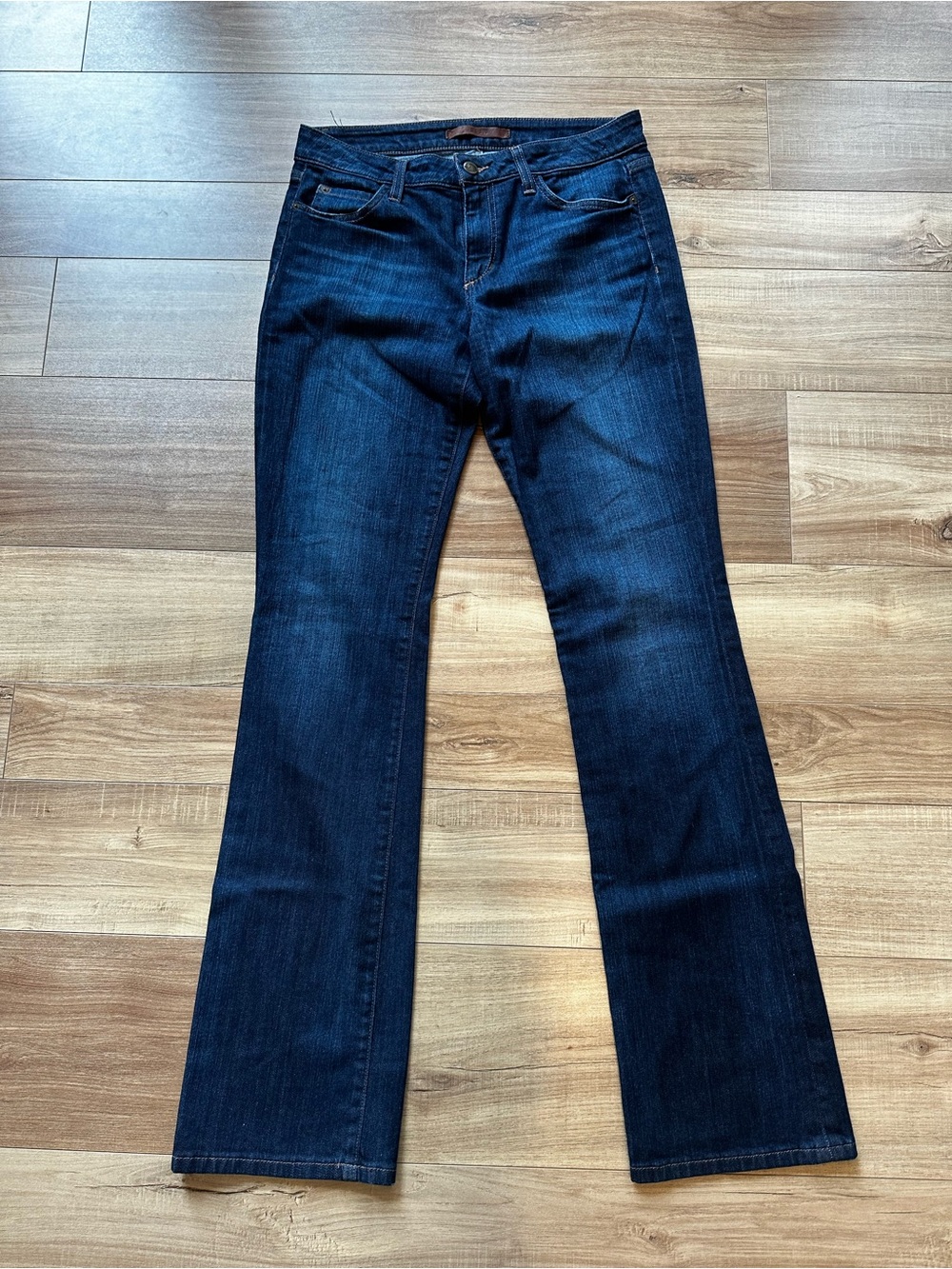Joe's Jeans Mid Rise Curvy Bootcut - Danitza